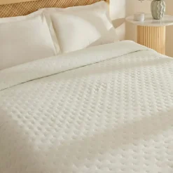 Breezy Bettüberwurf Ecru 230x240 Cm