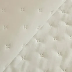 Breezy Bettüberwurf Ecru 230x240 Cm