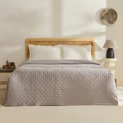 Breezy Bettüberwurf Grau 230x240 cm