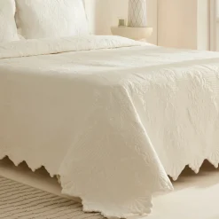 Camille Bettüberwurf-Set Ecru 230x240 Cm + 2 (50x70 Cm)
