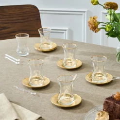 Karaca Ada Gold 18-teiliges Teeservice für 6 Personen