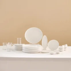 Karaca Bone China Olla 28-teiliges Servierset für 6 Personen, Weiß