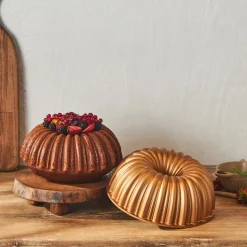 Karaca Cake Pro Geschnittene Goldguss-Kuchenform