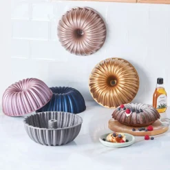 Karaca Cake Pro Geschnittene Goldguss-Kuchenform