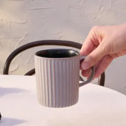 Karaca Cervantes Steinzeug-Becher, 380ml, Grau