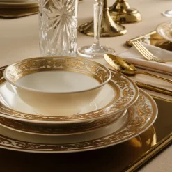 Karaca Elegance Bone Isola 24-Teiliges Tafelservice Für 6 Personen, Mehrfarbig