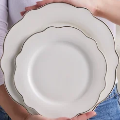 Karaca Elegance Vera 59-Teiliges 12-Personen-Geschirrset, Gold