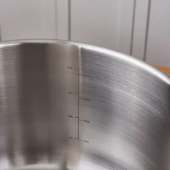 Karaca Elite Edelstahl-Induktions-Kochtopf mit Deckel, 28 cm, Silber