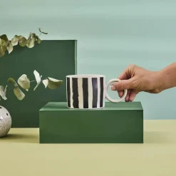 Karaca Erica Streifen Tasse, 370 ml