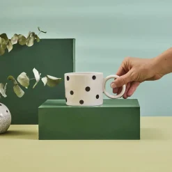 Karaca Erica Tasse mit Tupfen, 370 ml