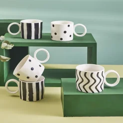 Karaca Erica Tasse mit Tupfen, 370 ml