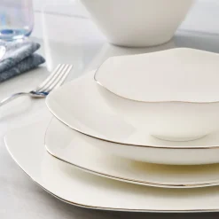 Karaca Fine Pearl Extra Hexagon, 61-teiliges 12-Personen-Geschirrset