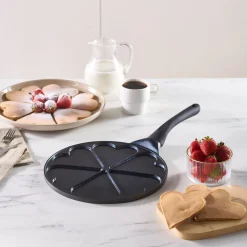 Karaca Fluffy Love Antihaft-Pfannkuchenpfanne mit Induktionskeramikbeschichtung, 26 cm, schwarz