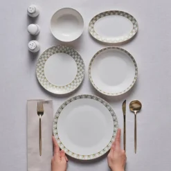 Karaca Forever Bone Emerald, 53-teiliges Tafelservice für 12 Personen