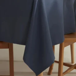Karaca Home Belle Pflegeleichte Tischdecke Indigo
