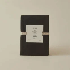 Karaca Home Belle Pflegeleichte Tischdecke Schwarz 140x200 cm