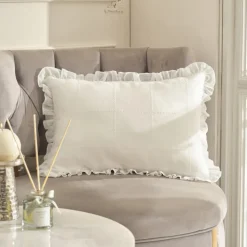 Karaca Home Lalisa Gefülltes Kissen 35X50 cm Weiß