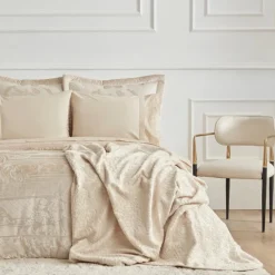 Karaca Home Valeria Queen 8-Teiliges Hochzeitsset Gold