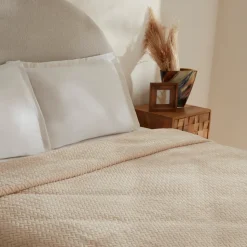 Karaca Leaves Ecru Doppelbettdecke 200x220