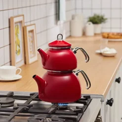 Karaca Loreto Emaille-Teekannen-Set – Rot