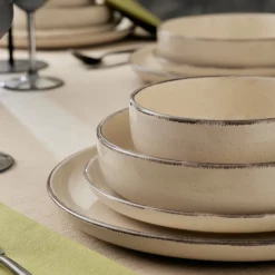 Karaca Monica 24-teiliges Geschirr Set für 6 Personen, Beige