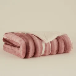 Karaca Rabbit Powder Sherpa Decke 150x200