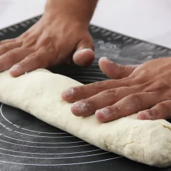 Karaca Refika's Messskala-Teigausrollmatte – Silpat 40x50 cm