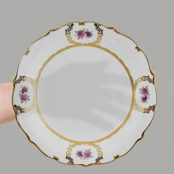 Karaca Royal Bone China Elizabeth 55-teiliges Tafelservice für 12 Personen, Gold