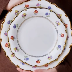 Karaca Royal Bone Diana 55-teiliges 12-Personen-Geschirrset Gold