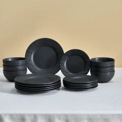 Karaca Solem Embossed 18-teiliges Steinzeug-Tafelservice für 6 Personen, Schwarz
