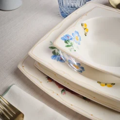 Karaca Square Bone Velora 53-teiliges Tafelservice für 12 Personen