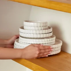 Karaca Stream Bone China Pumpkin 24-teiliges Tafelservice für 6 Personen, Weiß