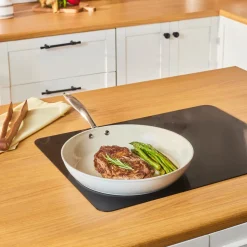 Karaca Swiss Crystal Almond Cream Pfanne mit Edelstahlgriff 32 cm