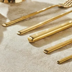 Karaca Tivoli Matte Gold 6-Personen 30-teiliges Besteckset