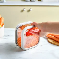 Karaca x Refika Gadgets Aufbewahrungsdose mit Reibe – 500 ml