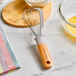 Karaca x Refika Gadgets Schneebesen mit Holzgriff und Silikon-Schaber