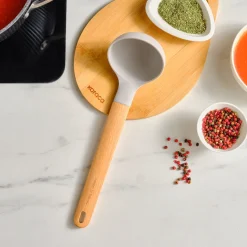 Karaca x Refika Gadgets Silikon-Kelle mit Holzgriff