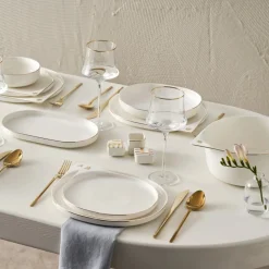 Karaca-Kollektion zum 50-jährigen Jubiläum Streamline New Generation Bone Sign Geschirrset für 12 Personen, 59-teilig