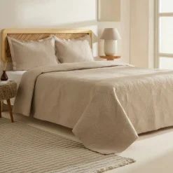 Leaf Bettüberwurf-Set Beige 230x240 Cm + 2 (50x70 Cm)